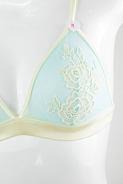 Wireless Deep V Lace Lingerie Set